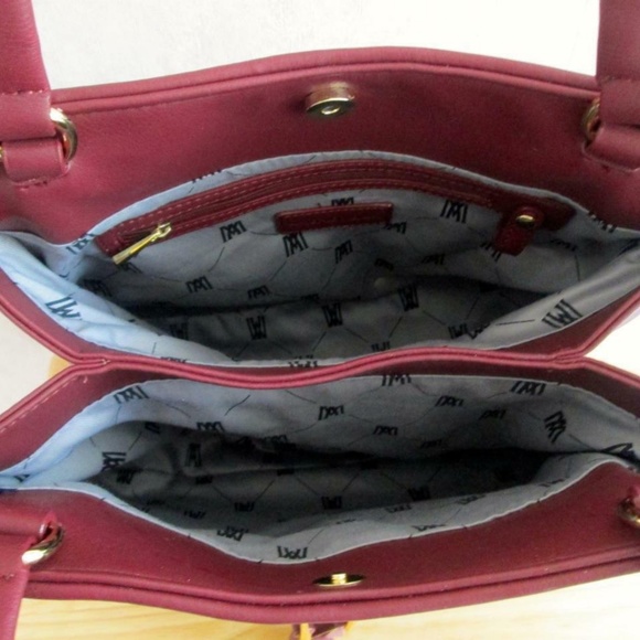 ANTONIO MELANI TWO WAY ZIP TOTE LEOPARD - Picture 4 of 5